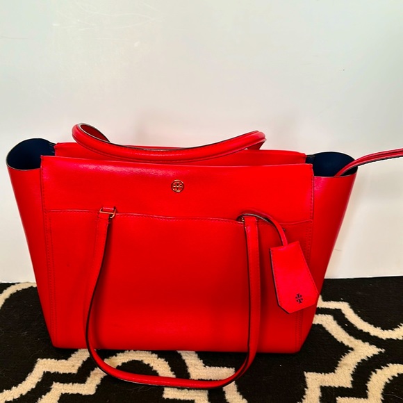 Tory Burch Tote with zipper - Picture 1 of 6